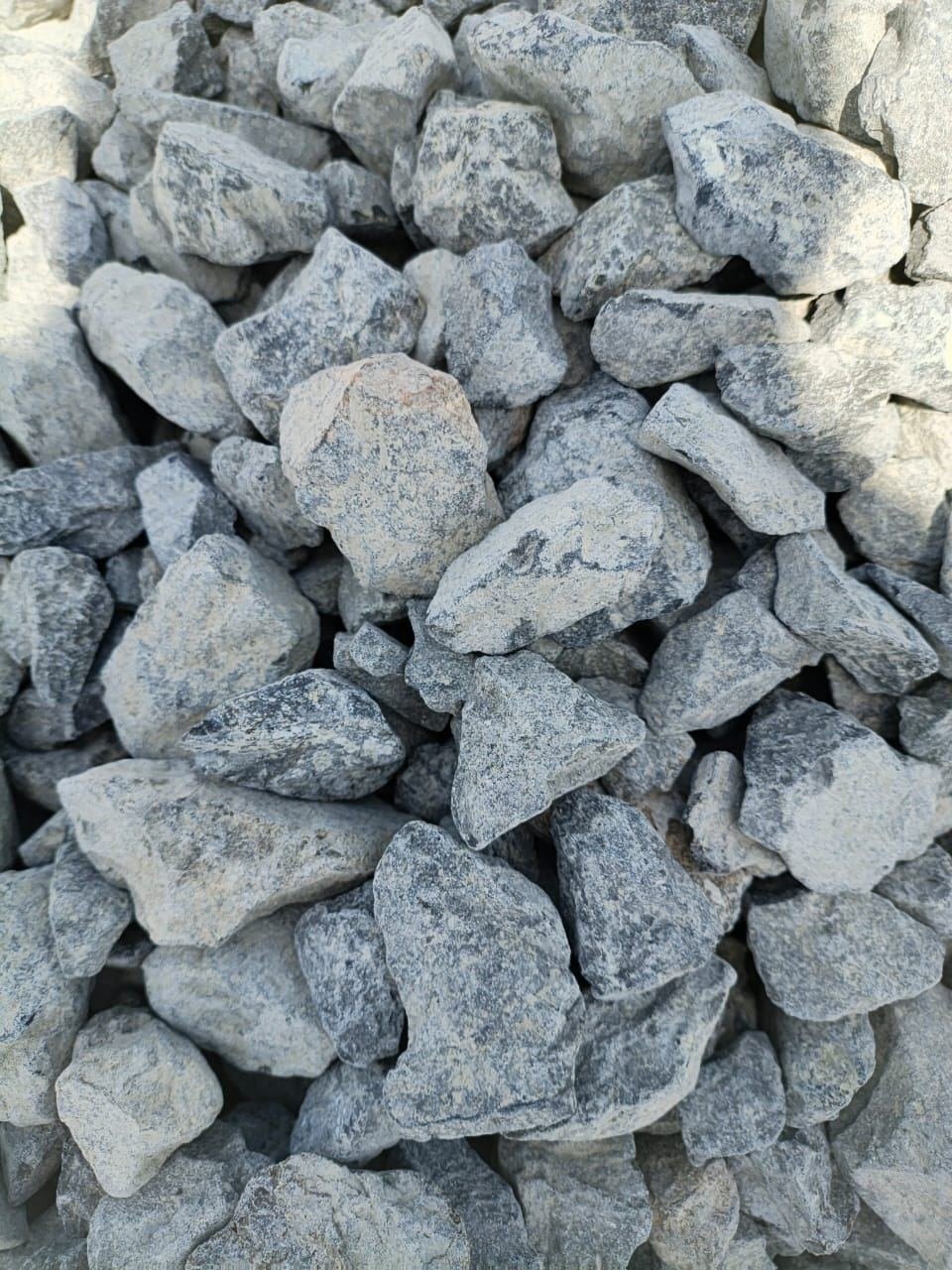 Large 1.5 inch gabbro stones