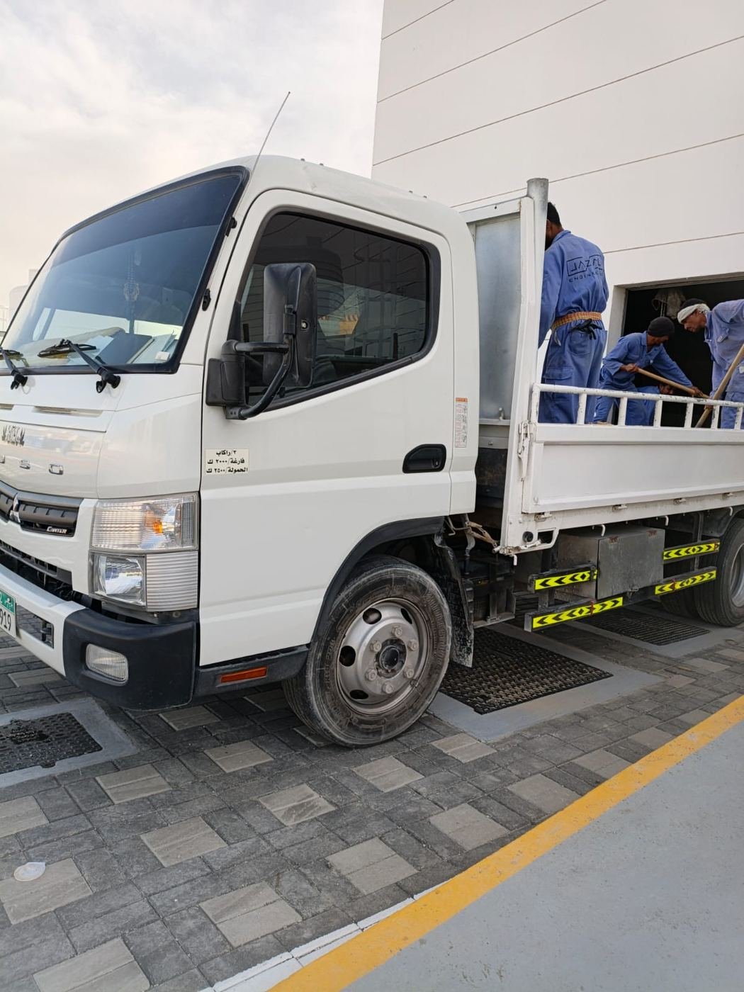 Khan Sand pickup truck for smaller deliveries