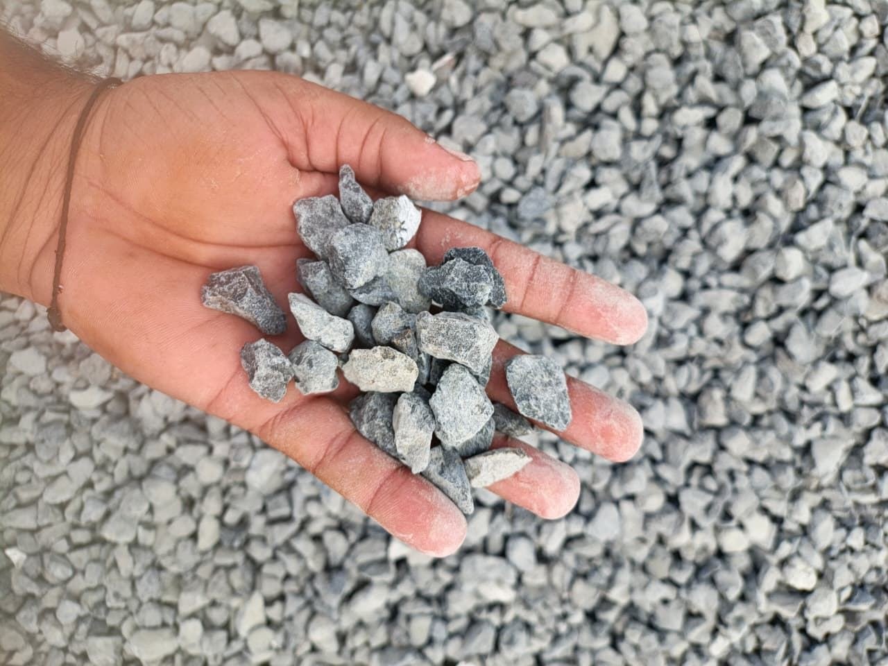 Crushed gabbro aggregate in hand